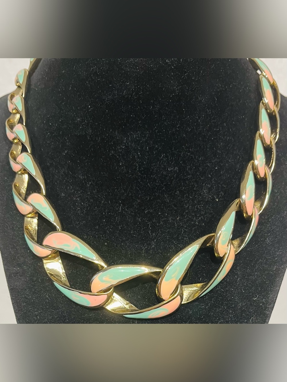 Lulus Back in Lacquer Chain Collar Necklace in Mint Green and Coral Pink